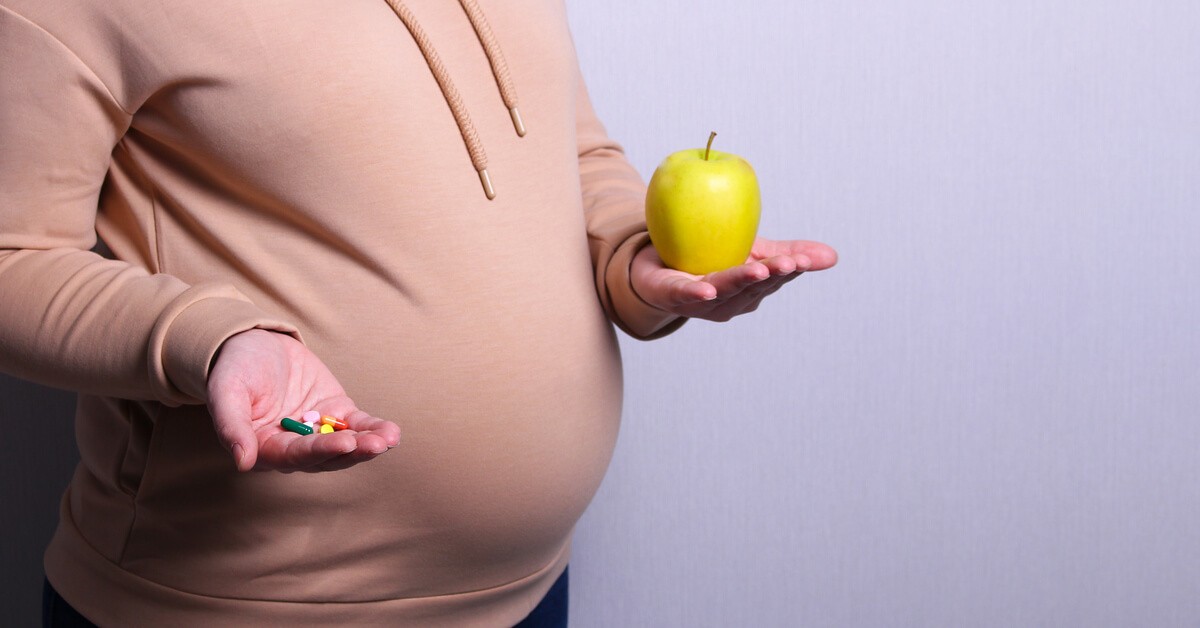 حبوب الكالسيوم والحديد للحامل وأهم المعادن والفيتامينات خلال الحمل